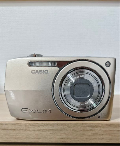 Casio exilim z2300 oro 1 - oro, 14,1